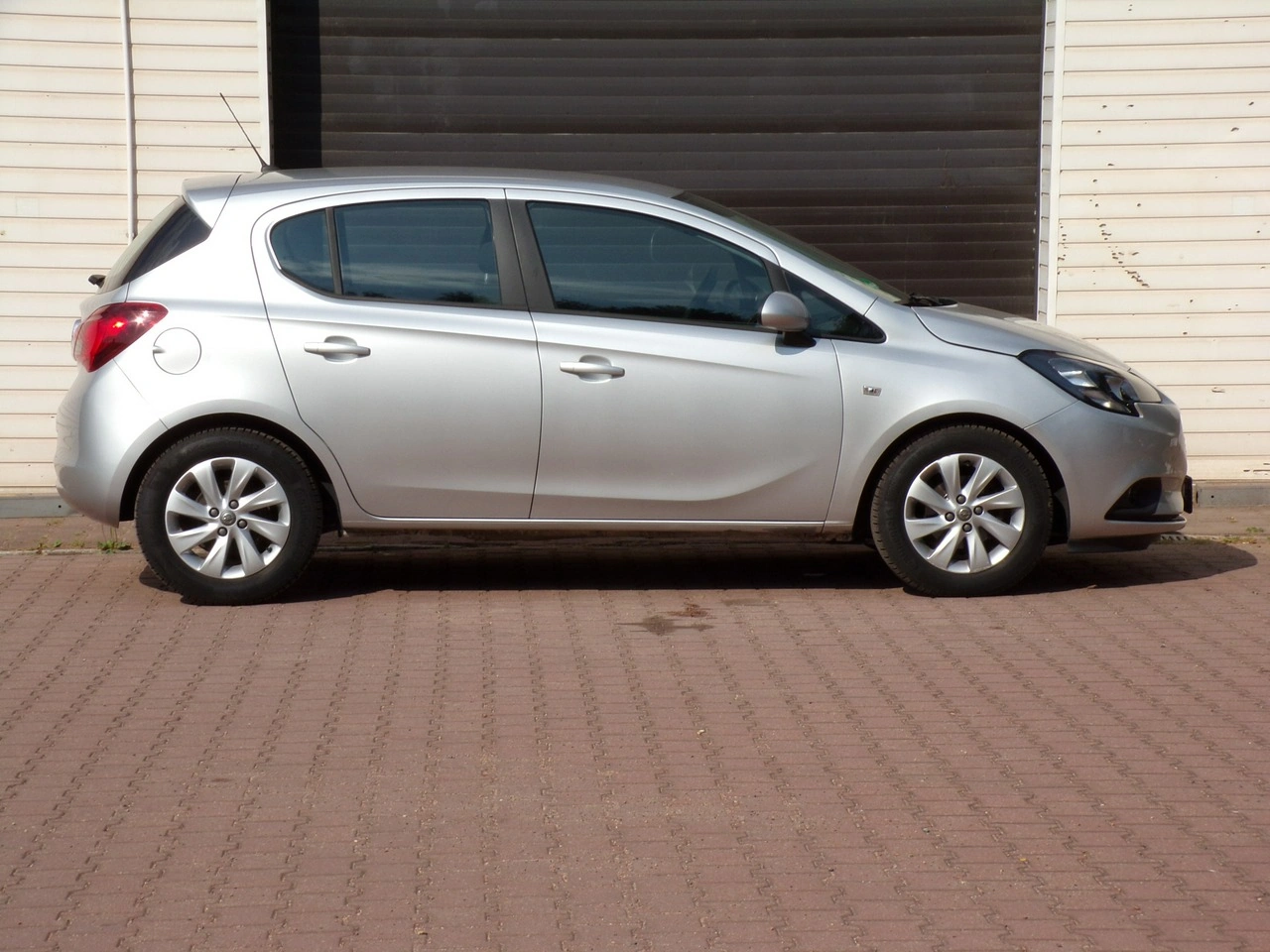 Opel Corsa - Zdjęcie 3