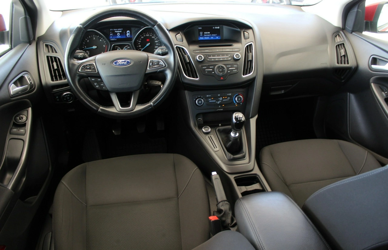 Ford Focus - Zdjęcie 9