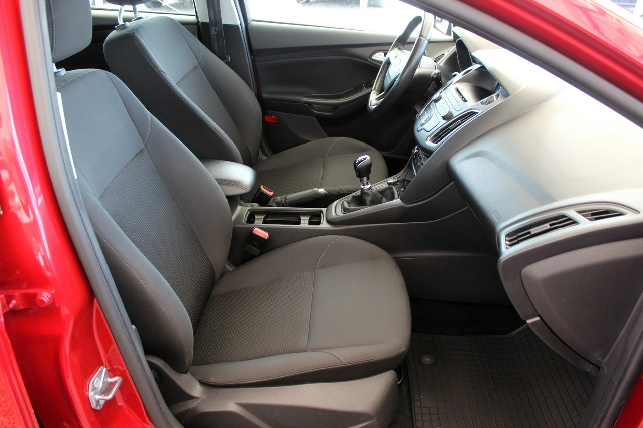 Ford Focus - Zdjęcie 10