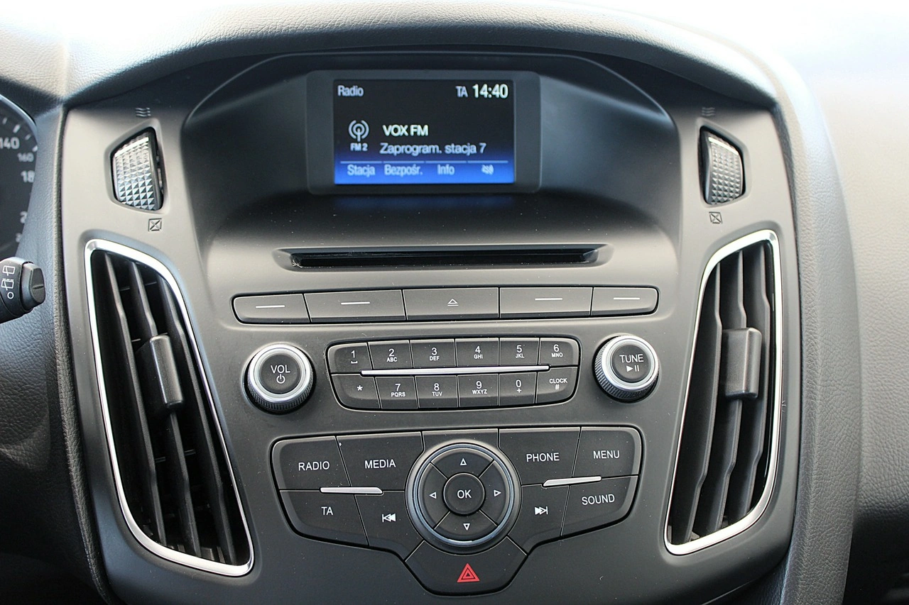 Ford Focus - Zdjęcie 15