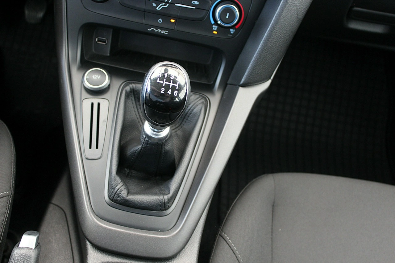 Ford Focus - Zdjęcie 19