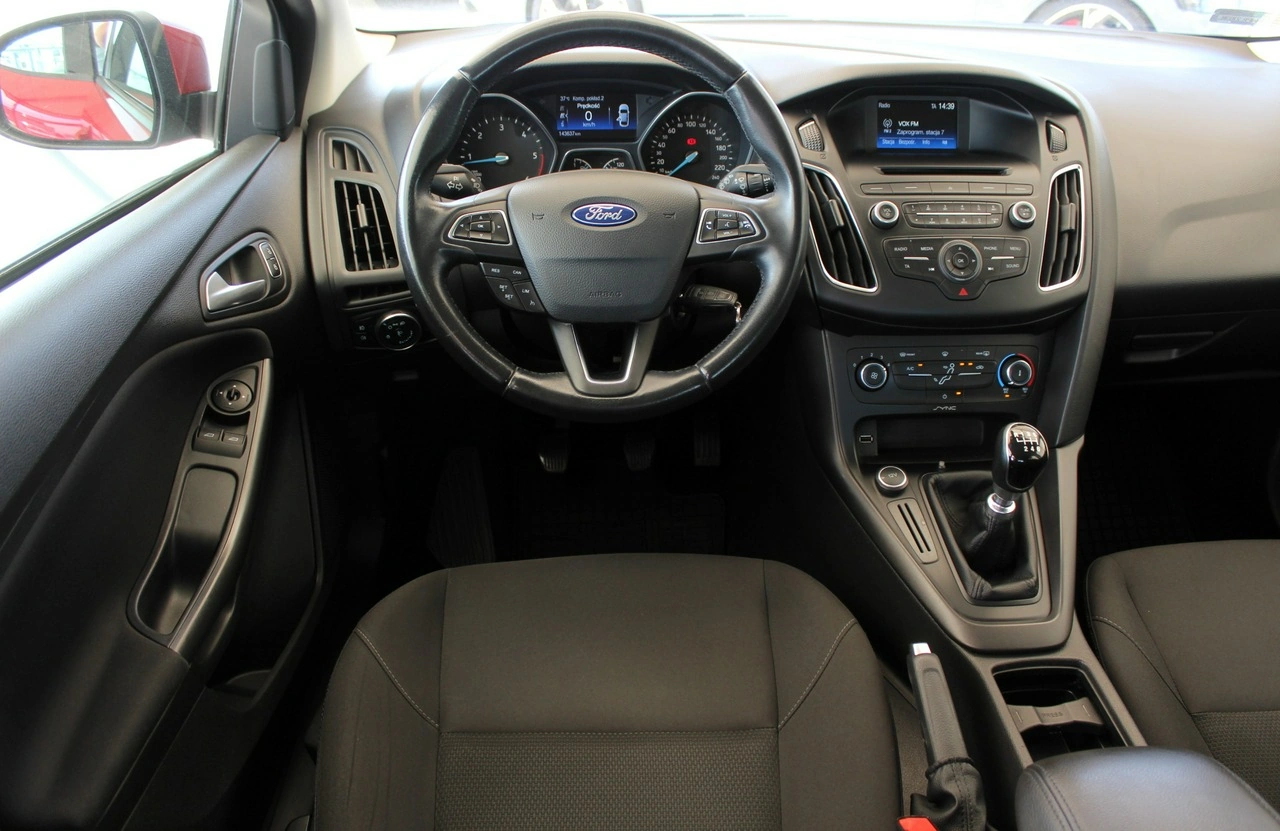 Ford Focus - Zdjęcie 8