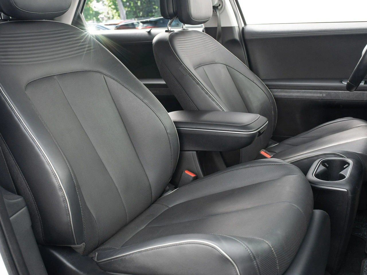 Hyundai IONIQ 5 - Zdjęcie 30