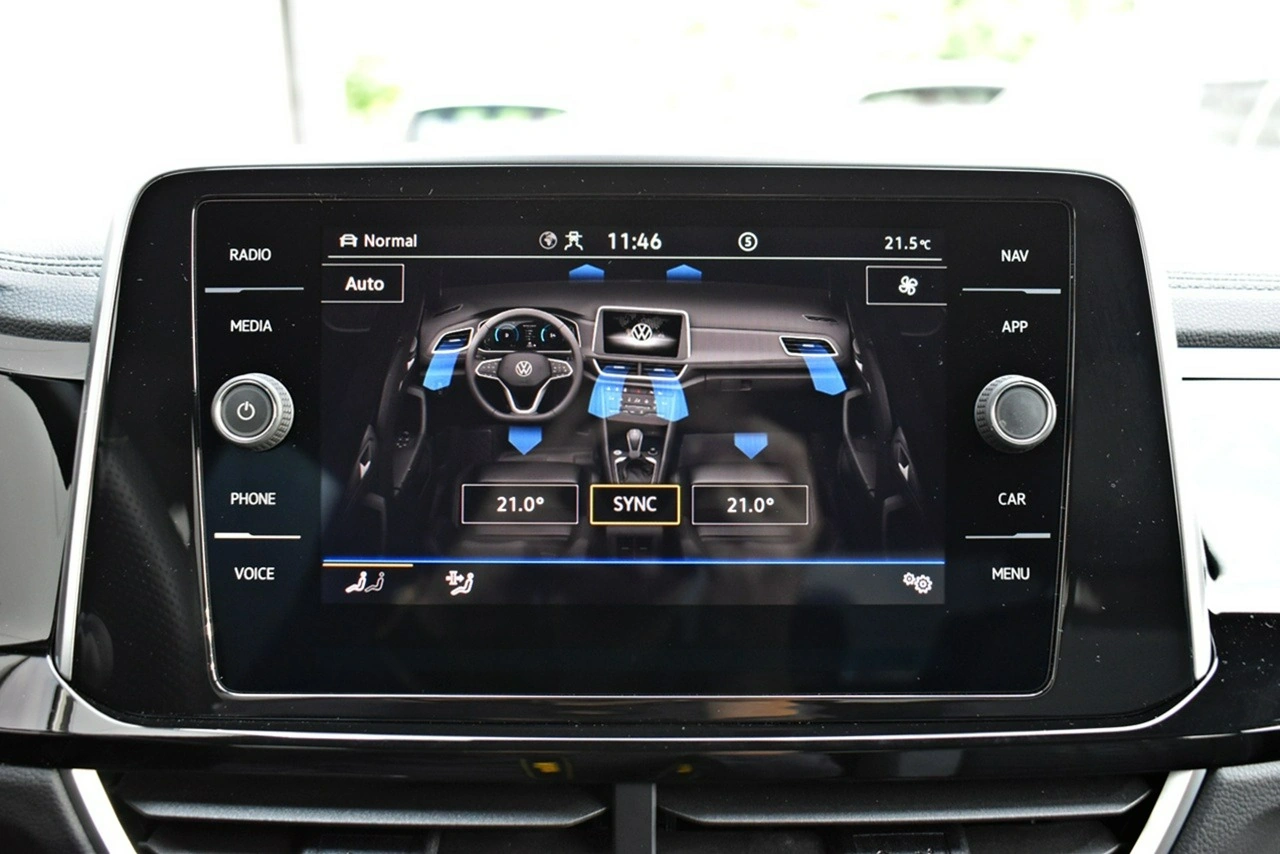 Volkswagen T-Roc - Zdjęcie 23