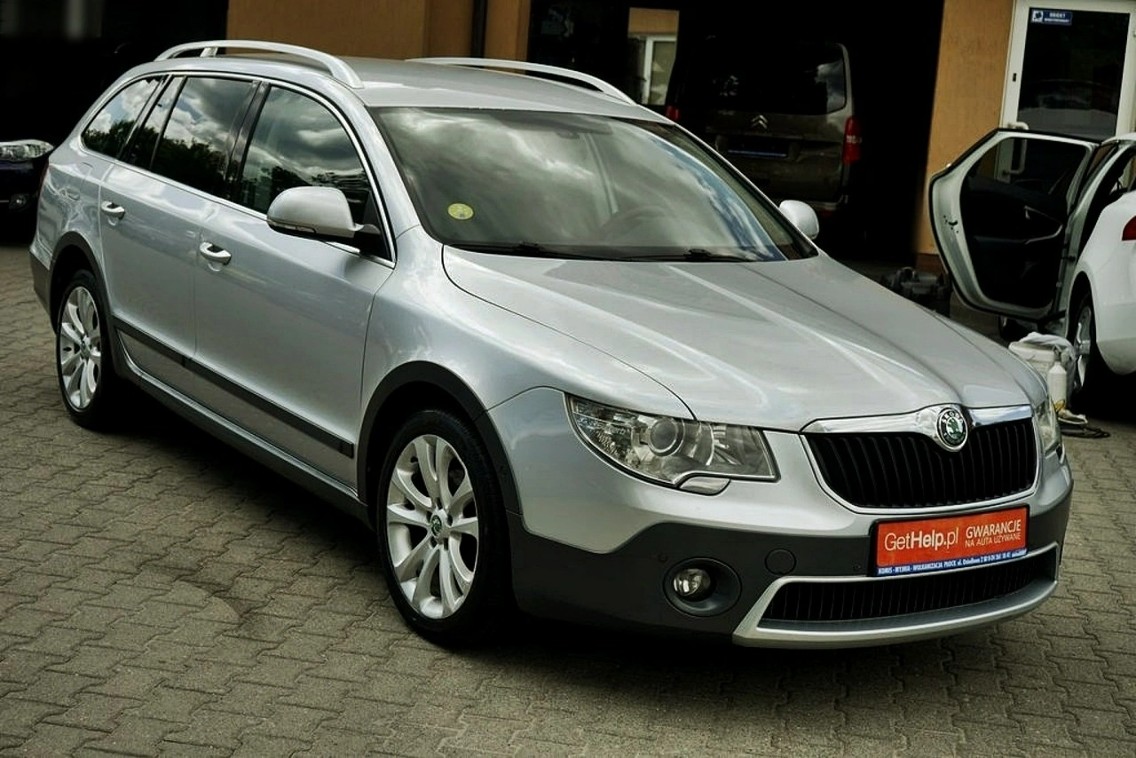 Skoda Superb - Zdjęcie 10