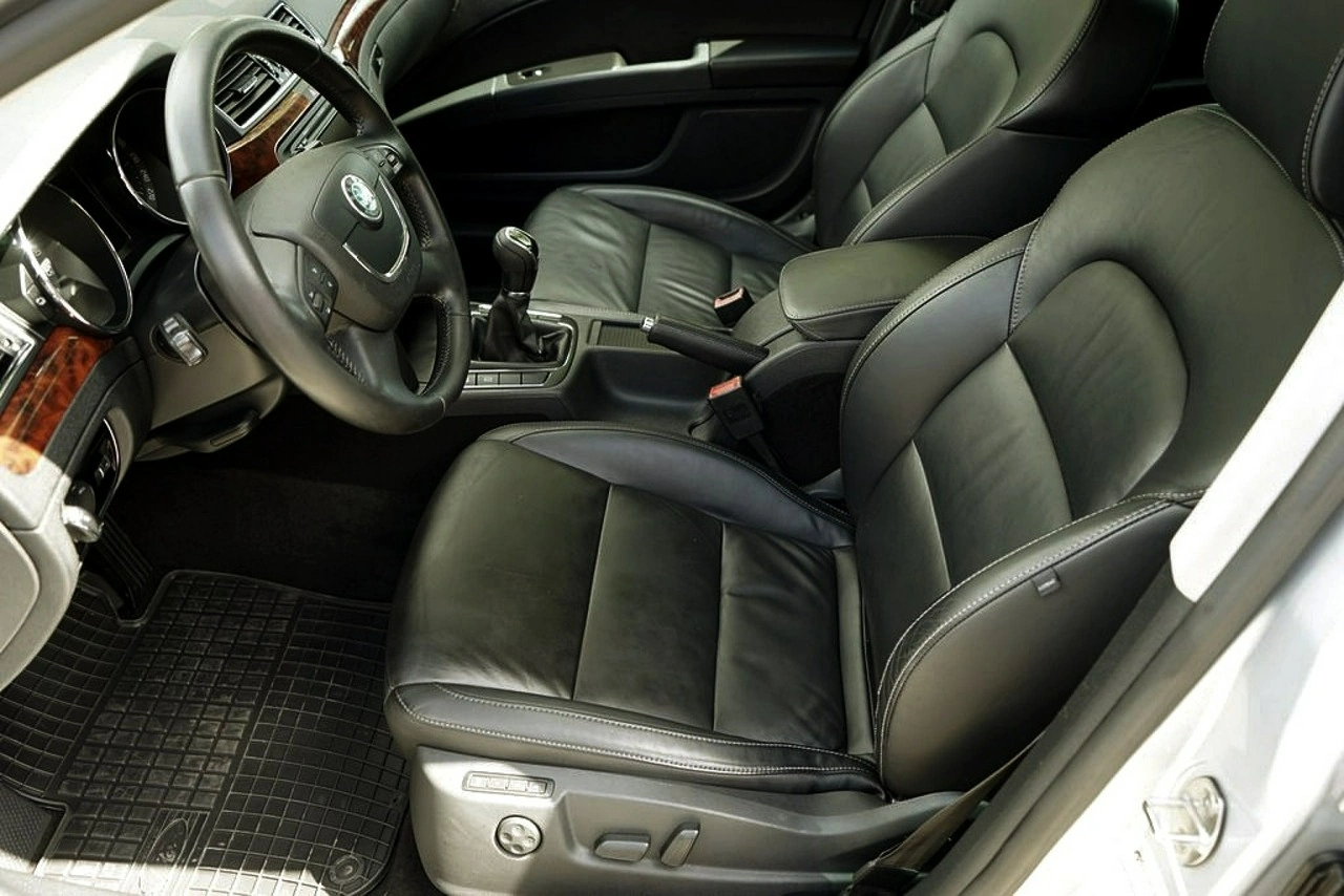 Skoda Superb - Zdjęcie 14