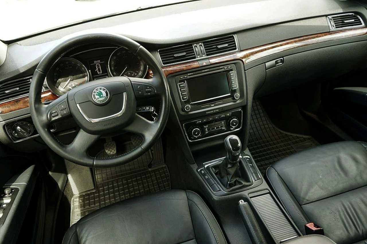 Skoda Superb - Zdjęcie 25