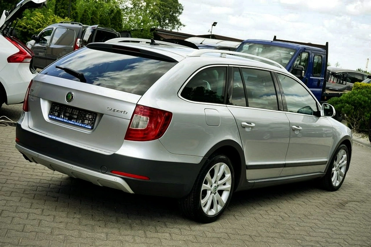 Skoda Superb - Zdjęcie 6