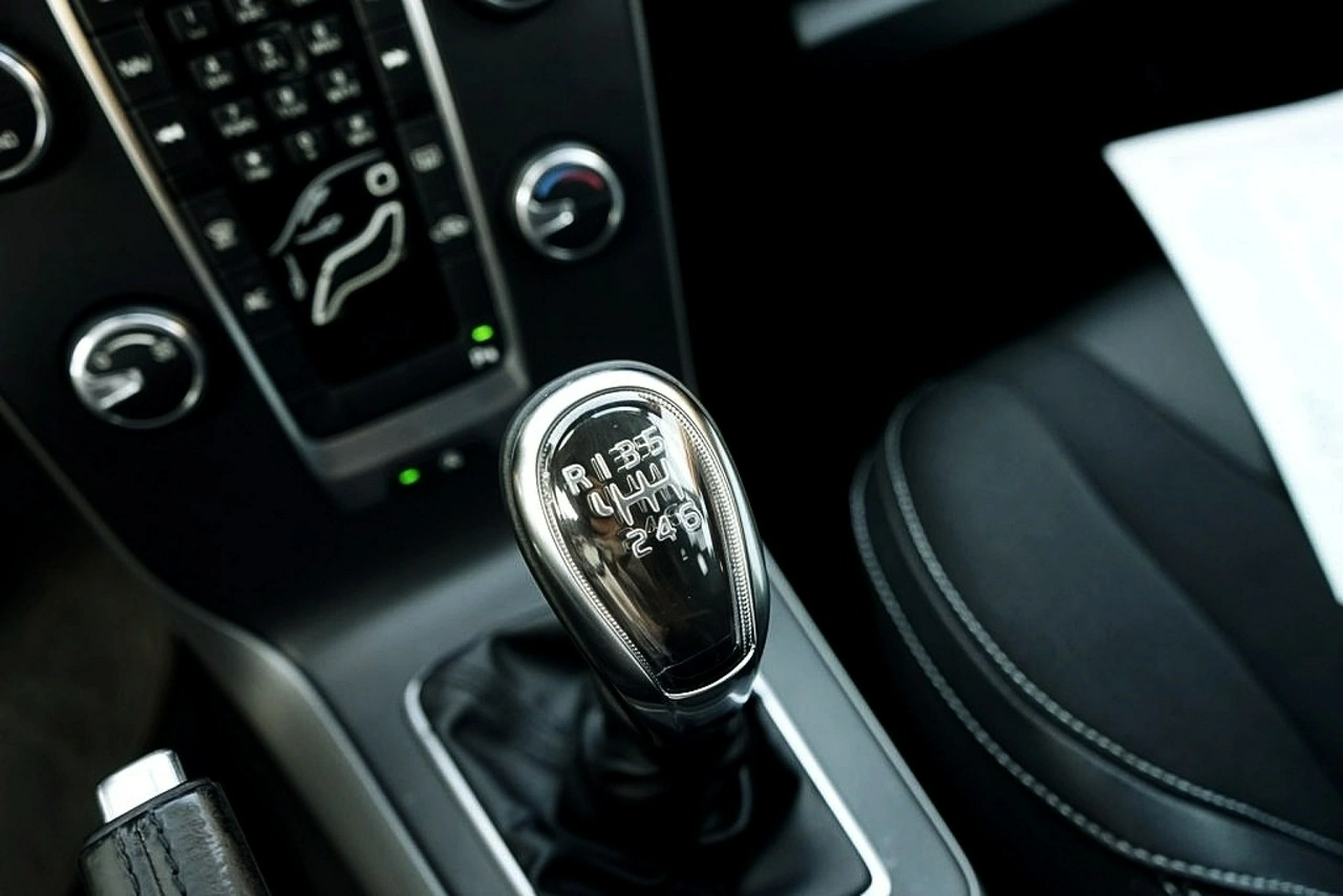 Volvo V40 - Zdjęcie 17