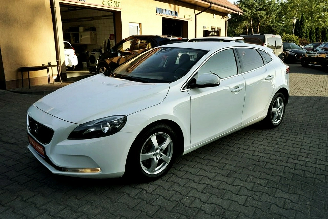 Volvo V40 - Zdjęcie 1