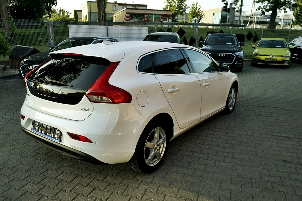 Volvo V40 - Zdjęcie 4