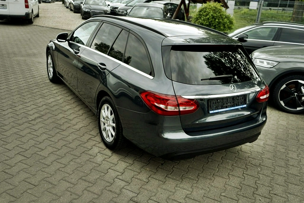 Mercedes C 180 - Zdjęcie 4
