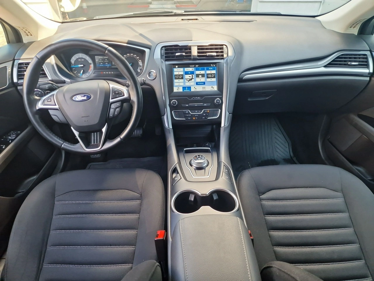 Ford Mondeo - Zdjęcie 17
