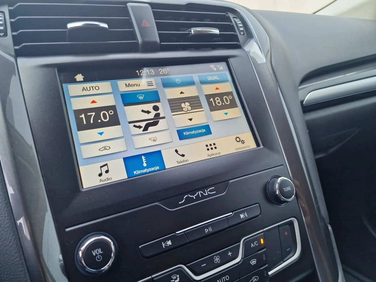 Ford Mondeo - Zdjęcie 24