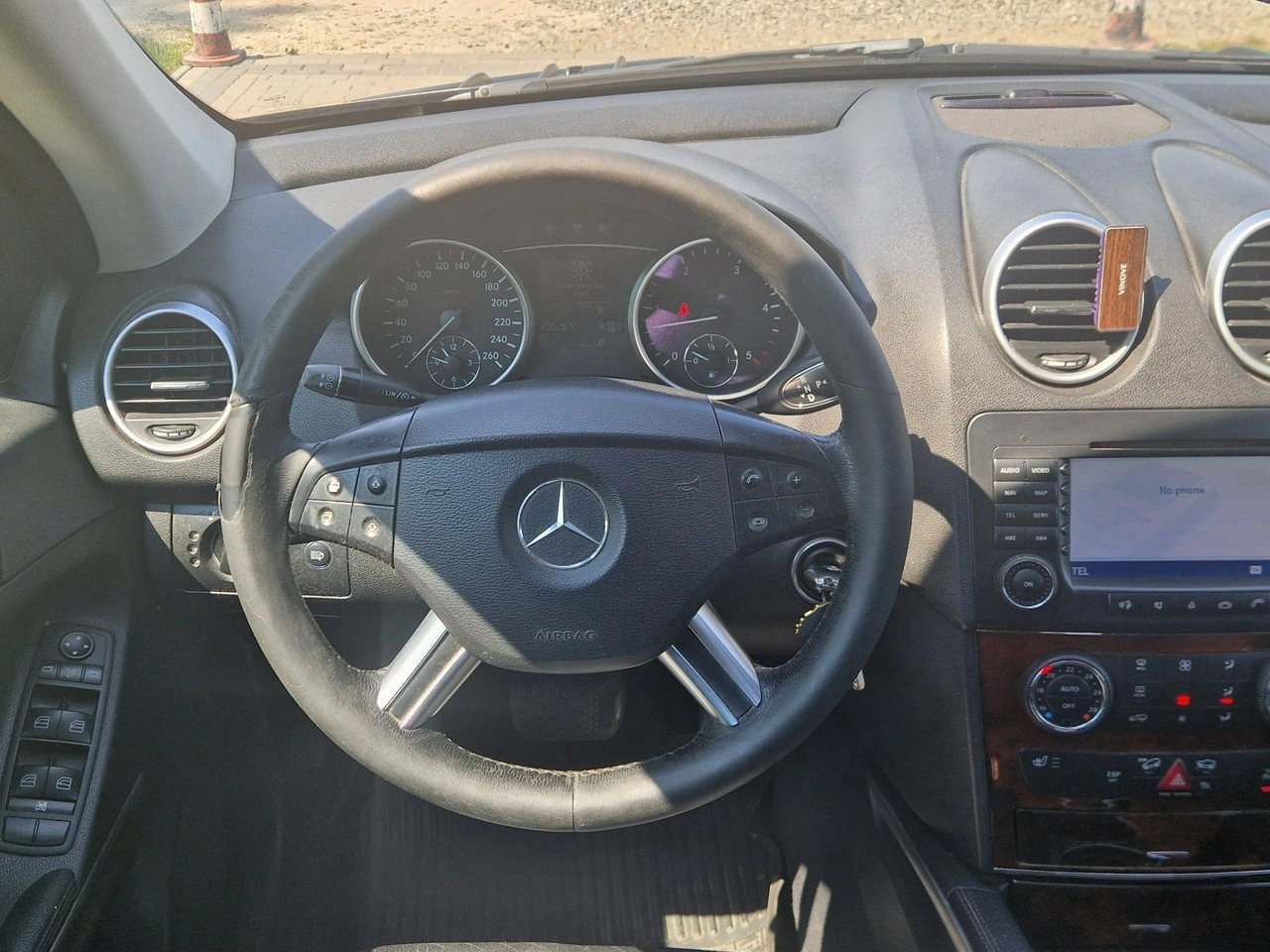 Mercedes ML 320 - Zdjęcie 27