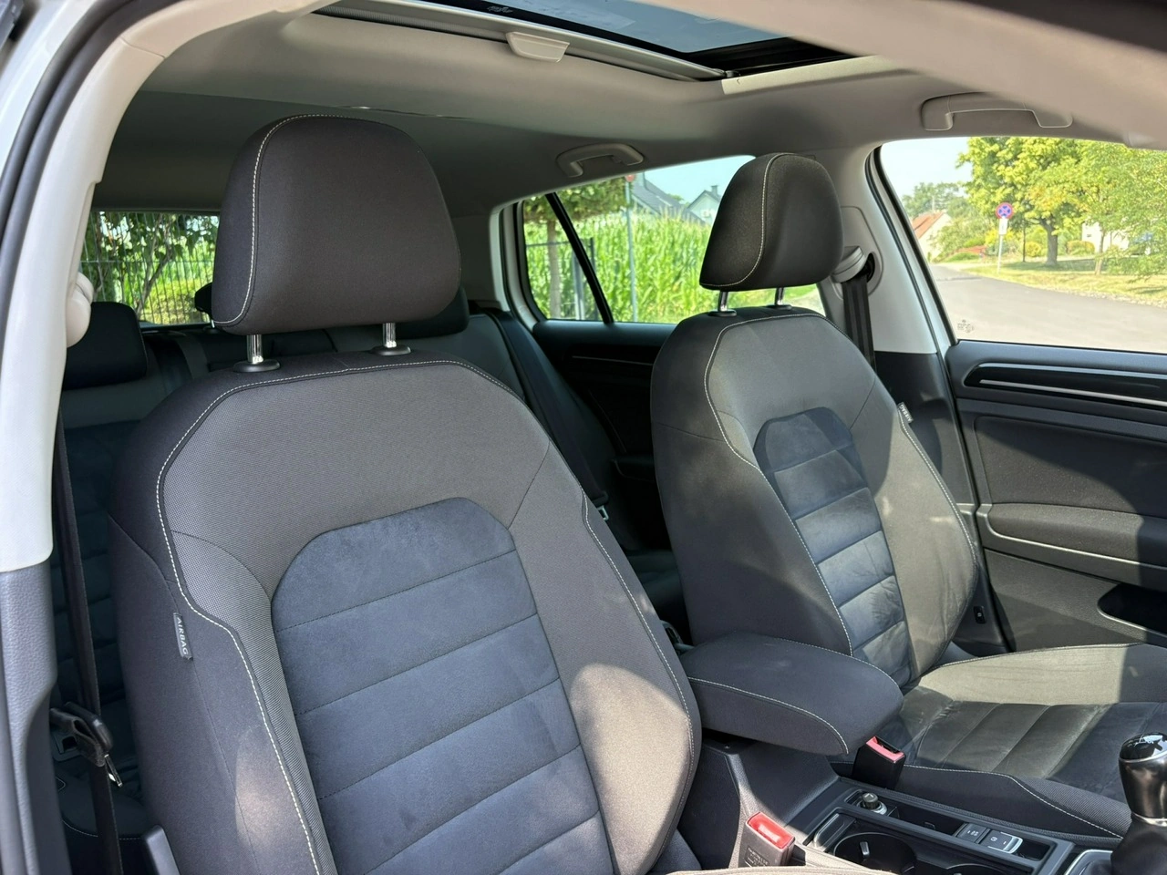 Volkswagen Golf - Zdjęcie 18