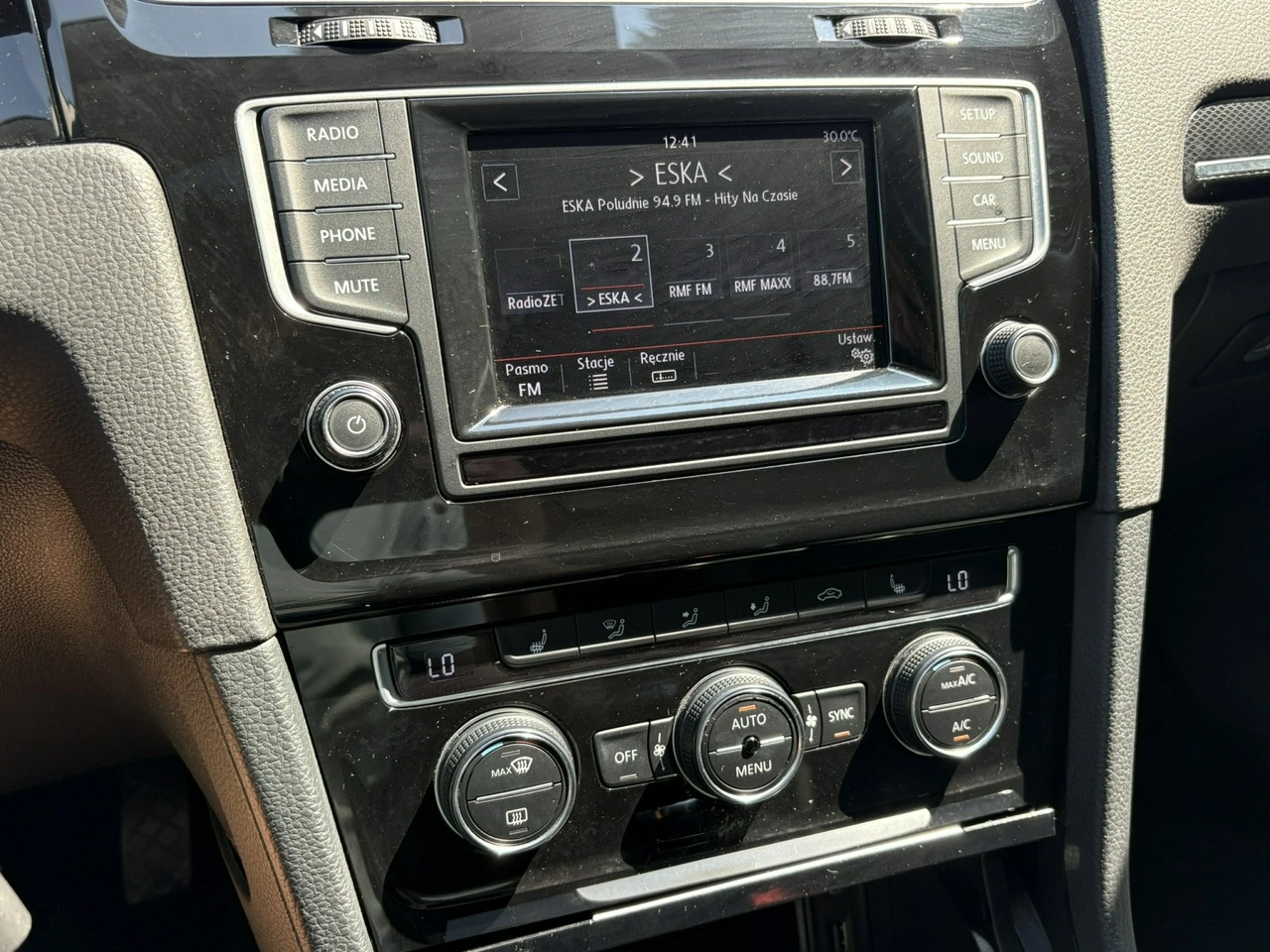 Volkswagen Golf - Zdjęcie 24