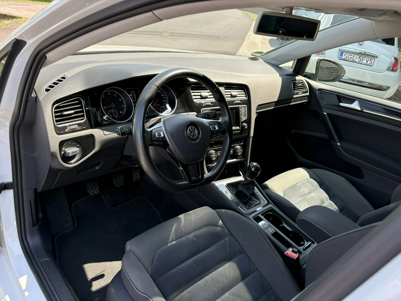 Volkswagen Golf - Zdjęcie 8