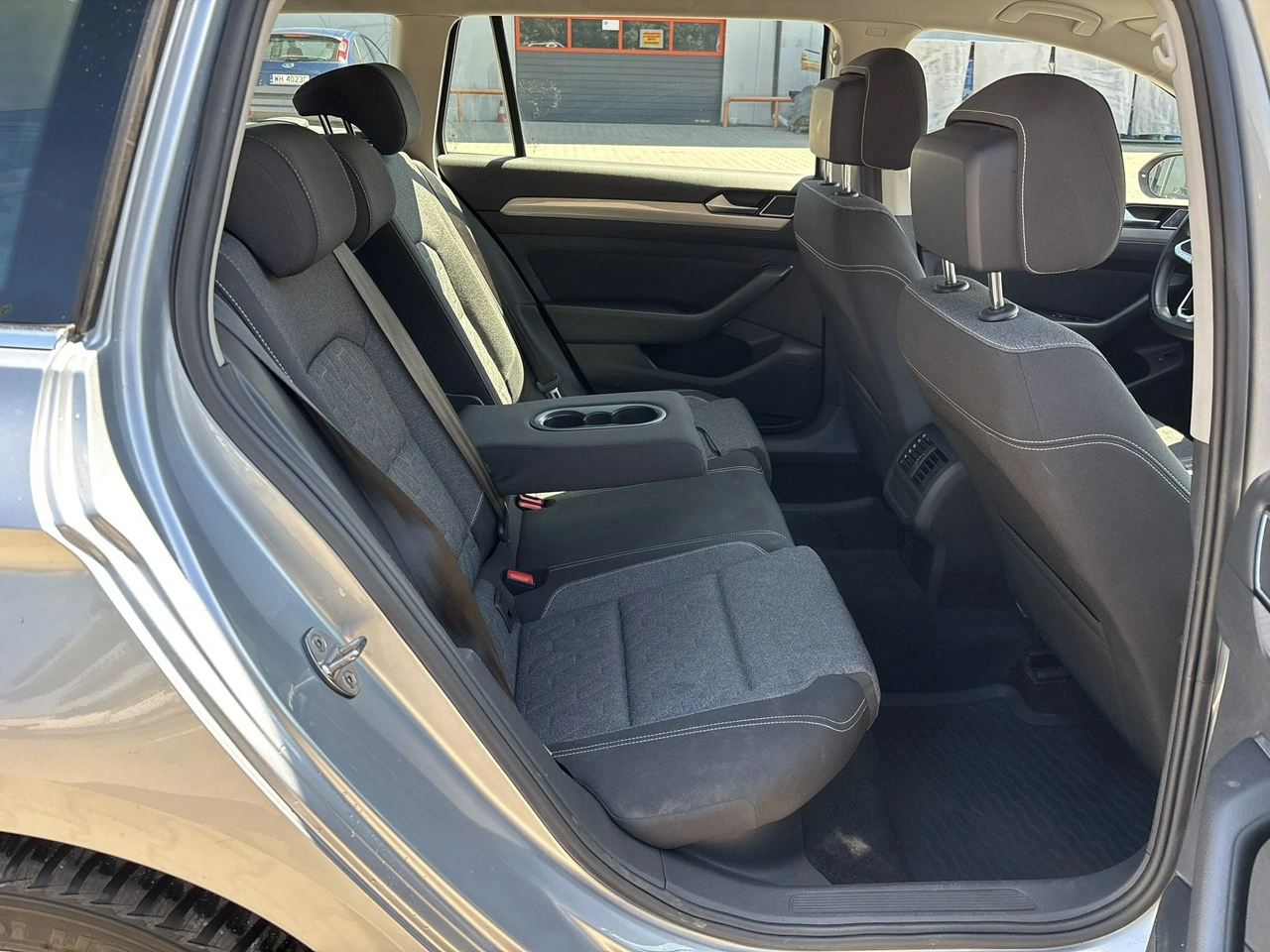 Volkswagen Passat - Zdjęcie 17