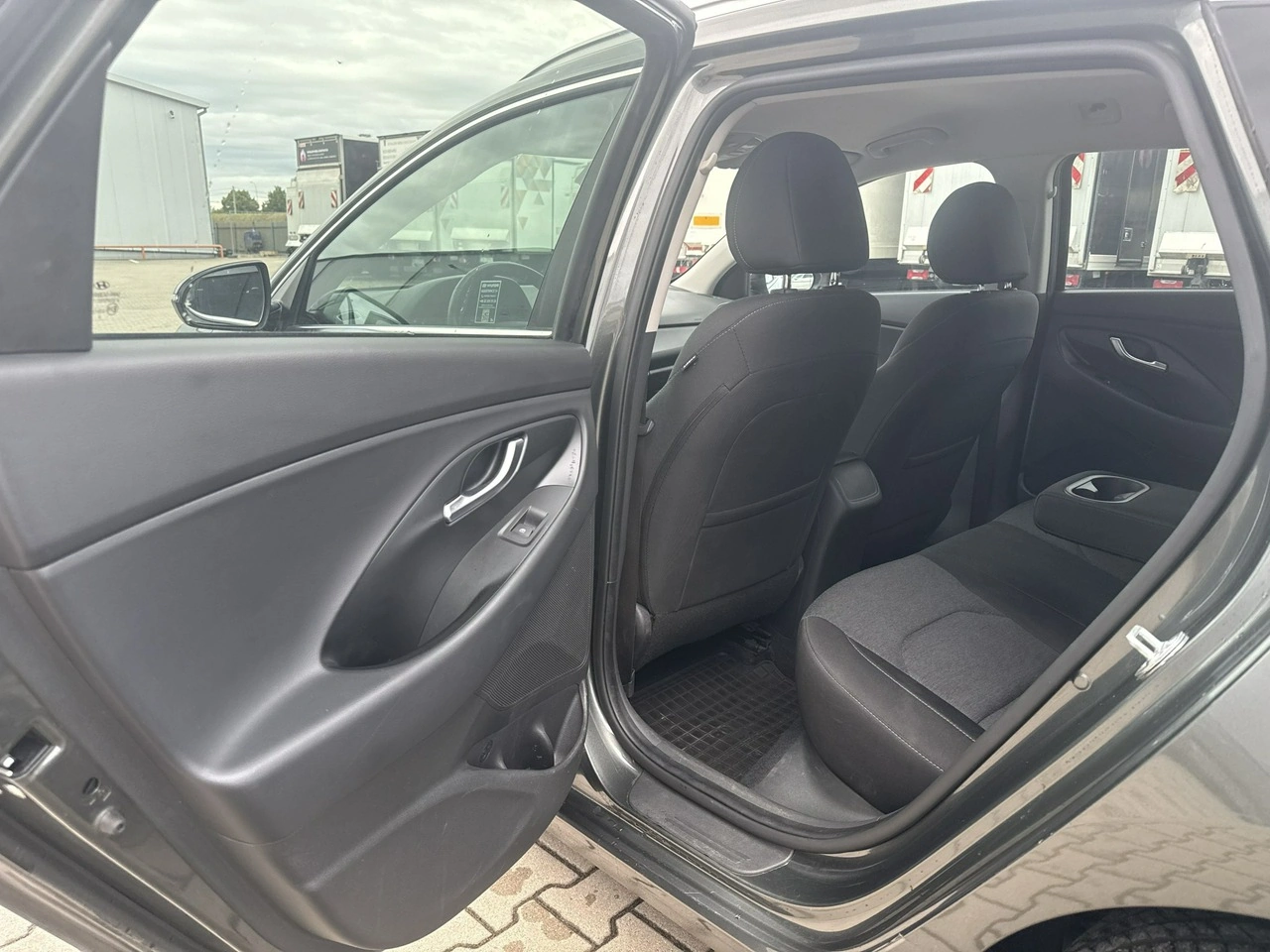 Hyundai i30 - Zdjęcie 13