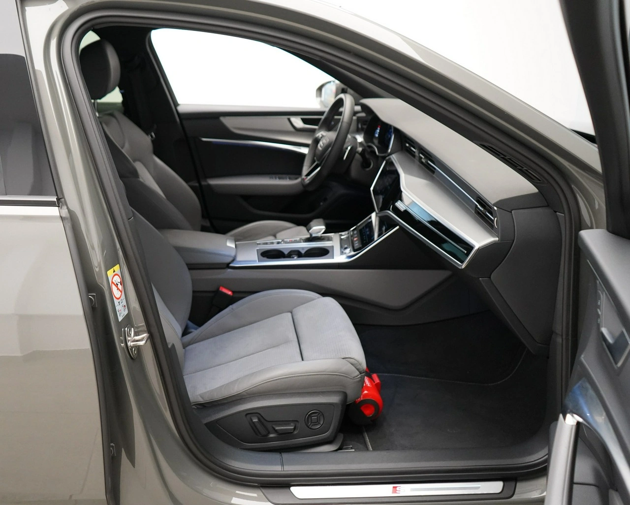 Audi A6 - Zdjęcie 17