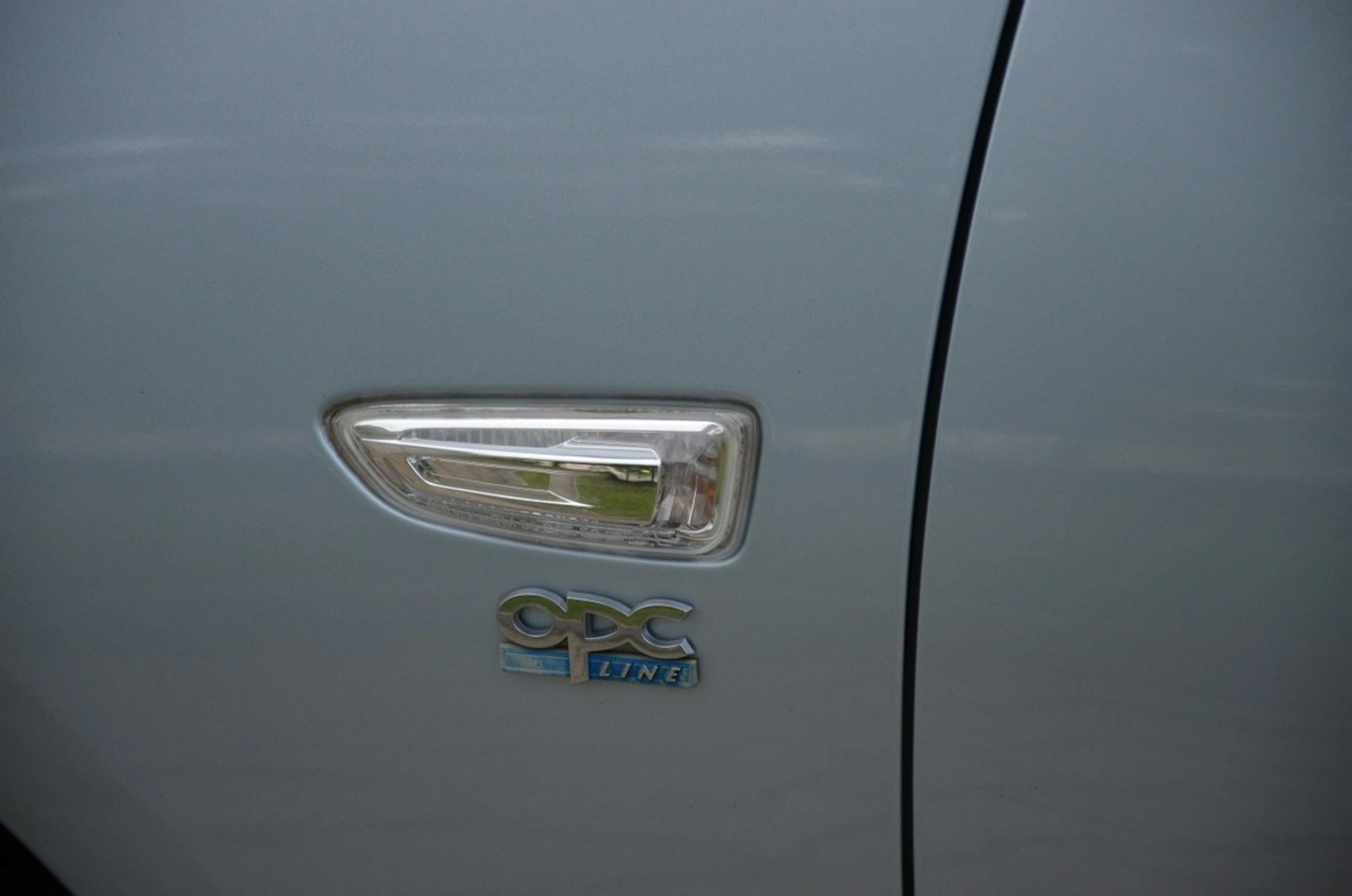 Opel Insignia - Zdjęcie 15