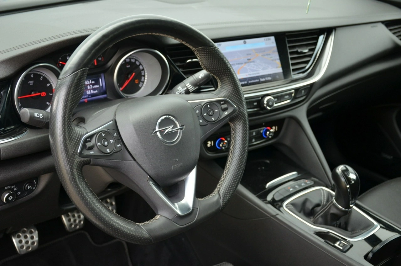 Opel Insignia - Zdjęcie 21