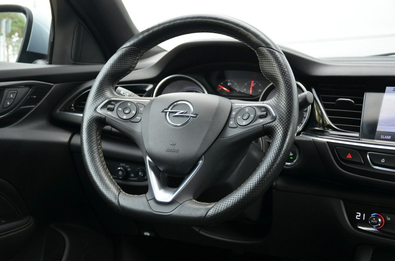 Opel Insignia - Zdjęcie 29