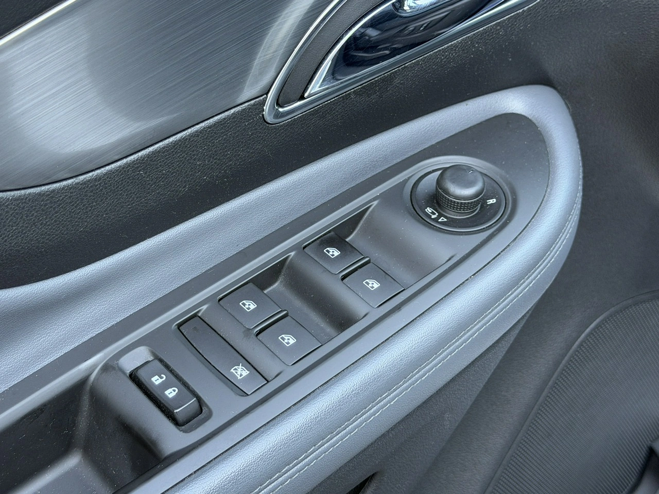 Opel Mokka - Zdjęcie 23