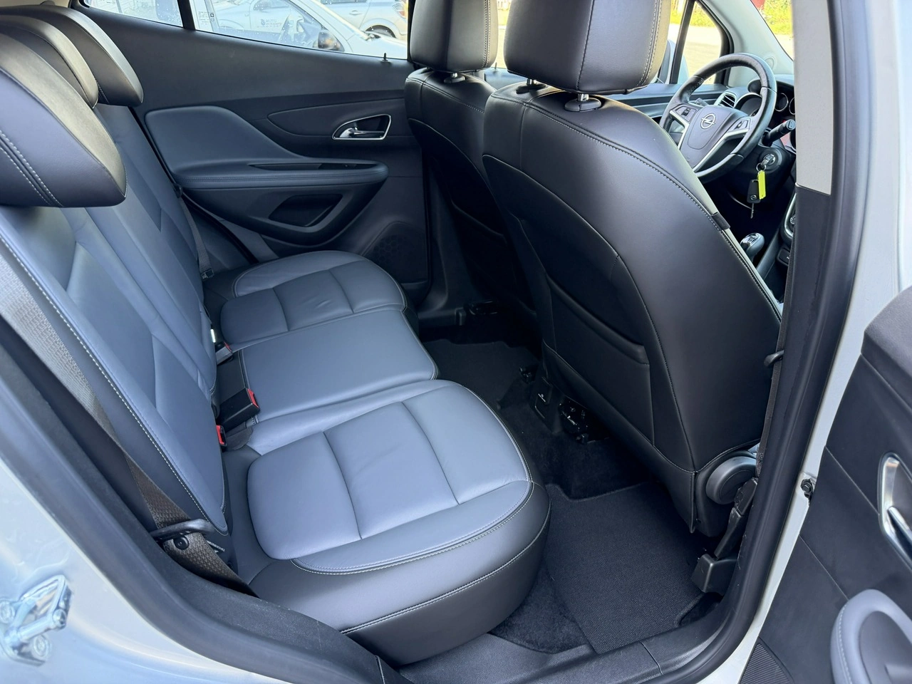 Opel Mokka - Zdjęcie 30