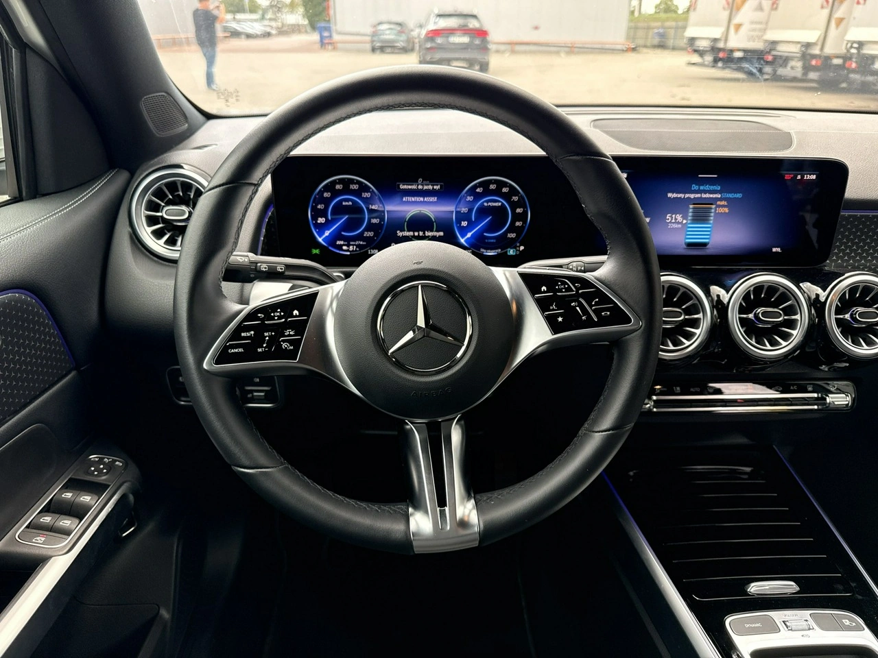 Mercedes EQB - Zdjęcie 25