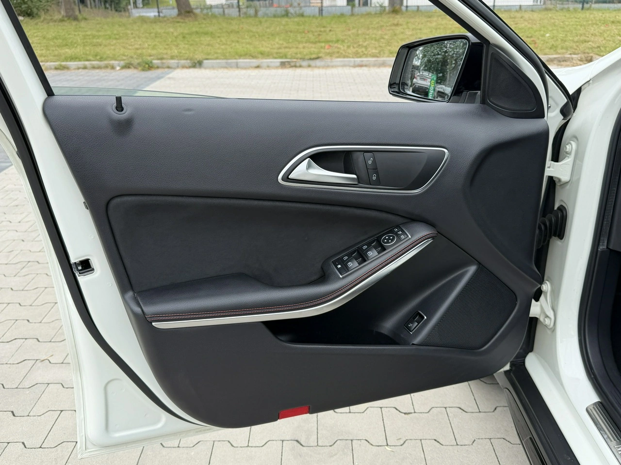 Mercedes GLA 220 - Zdjęcie 15