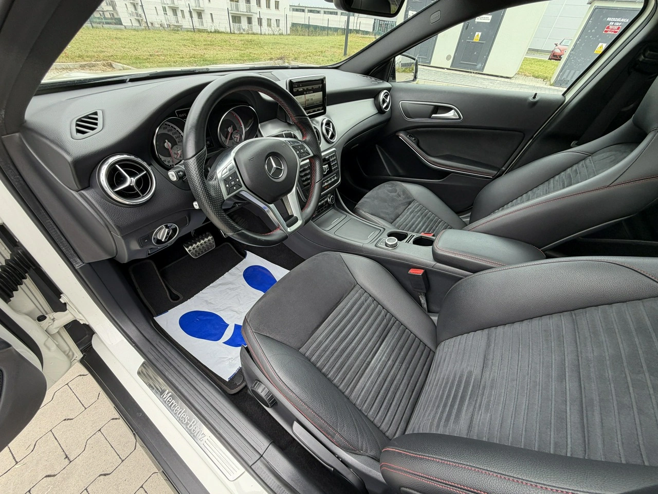 Mercedes GLA 220 - Zdjęcie 18