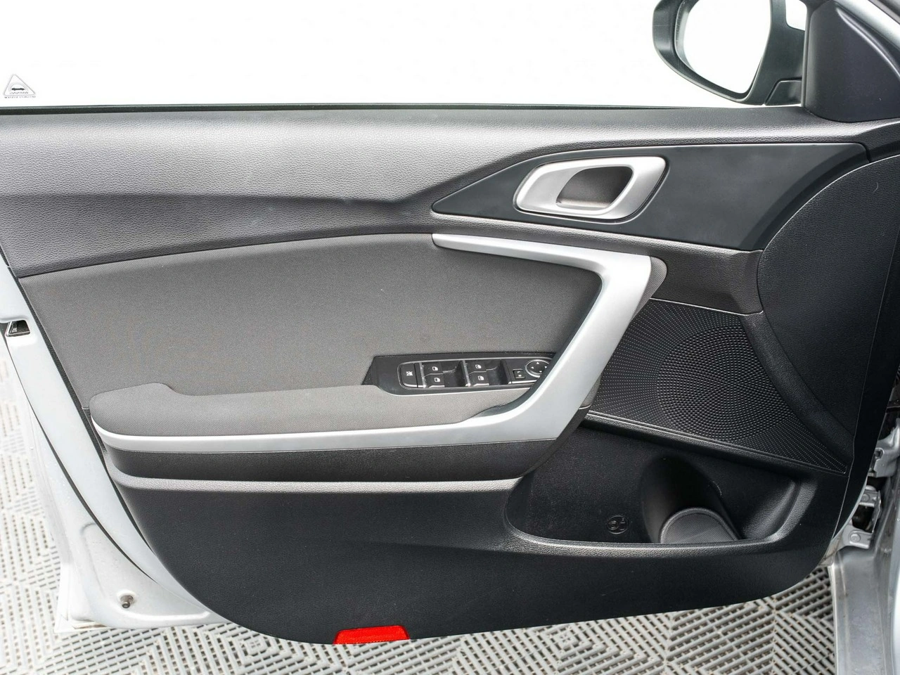 Kia Ceed - Zdjęcie 8