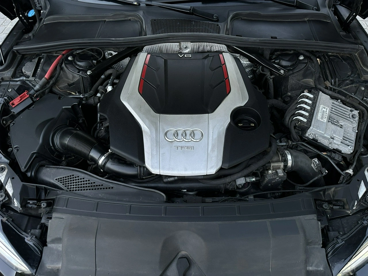 Audi S5 - Zdjęcie 57
