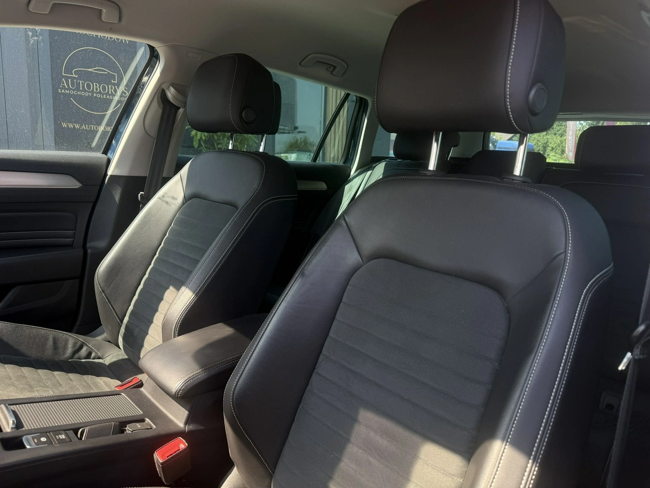 Volkswagen Passat - Zdjęcie 4
