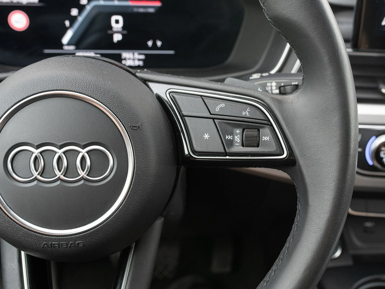 Audi A4 - Zdjęcie 13