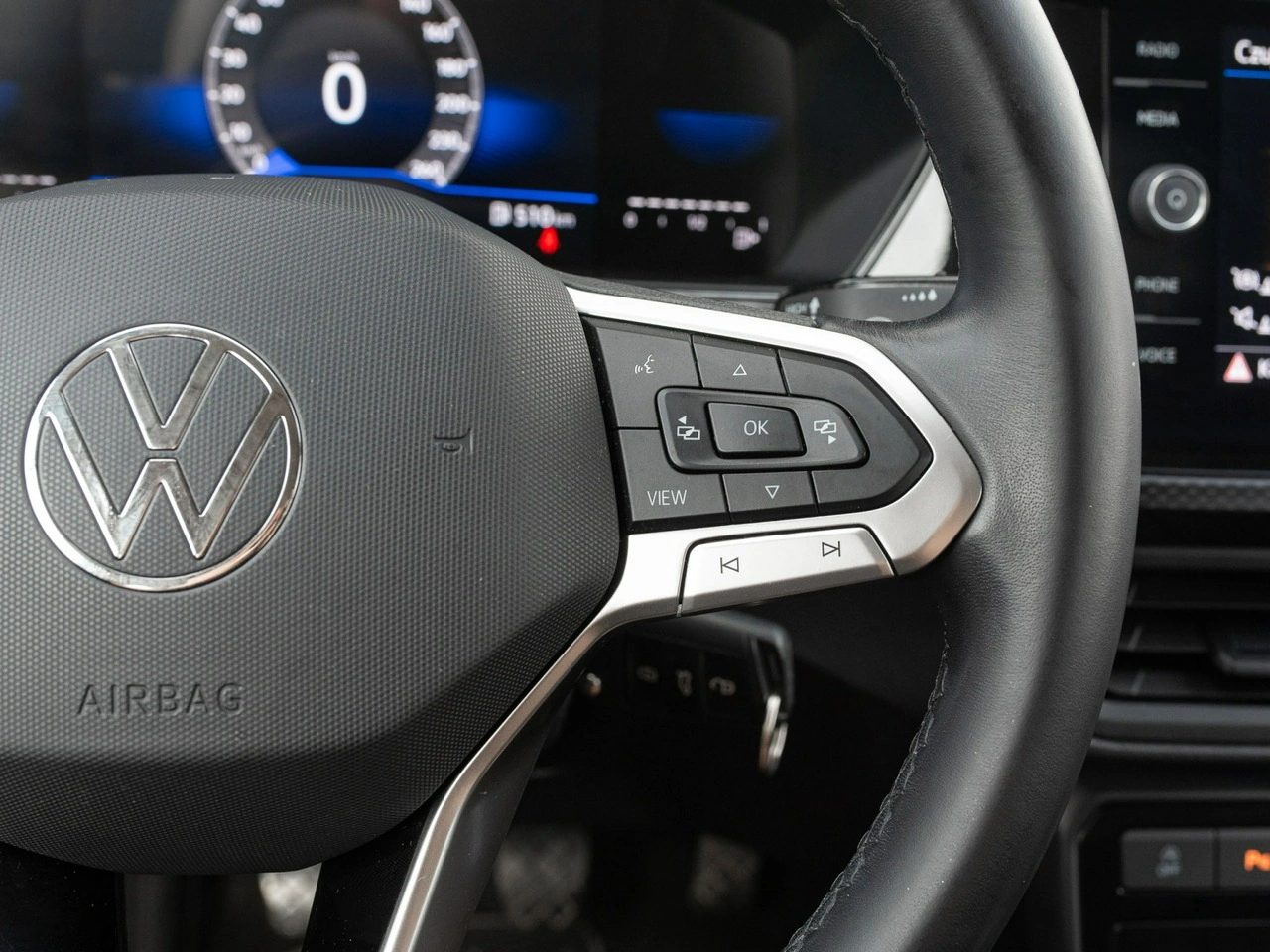 Volkswagen T-Cross - Zdjęcie 13