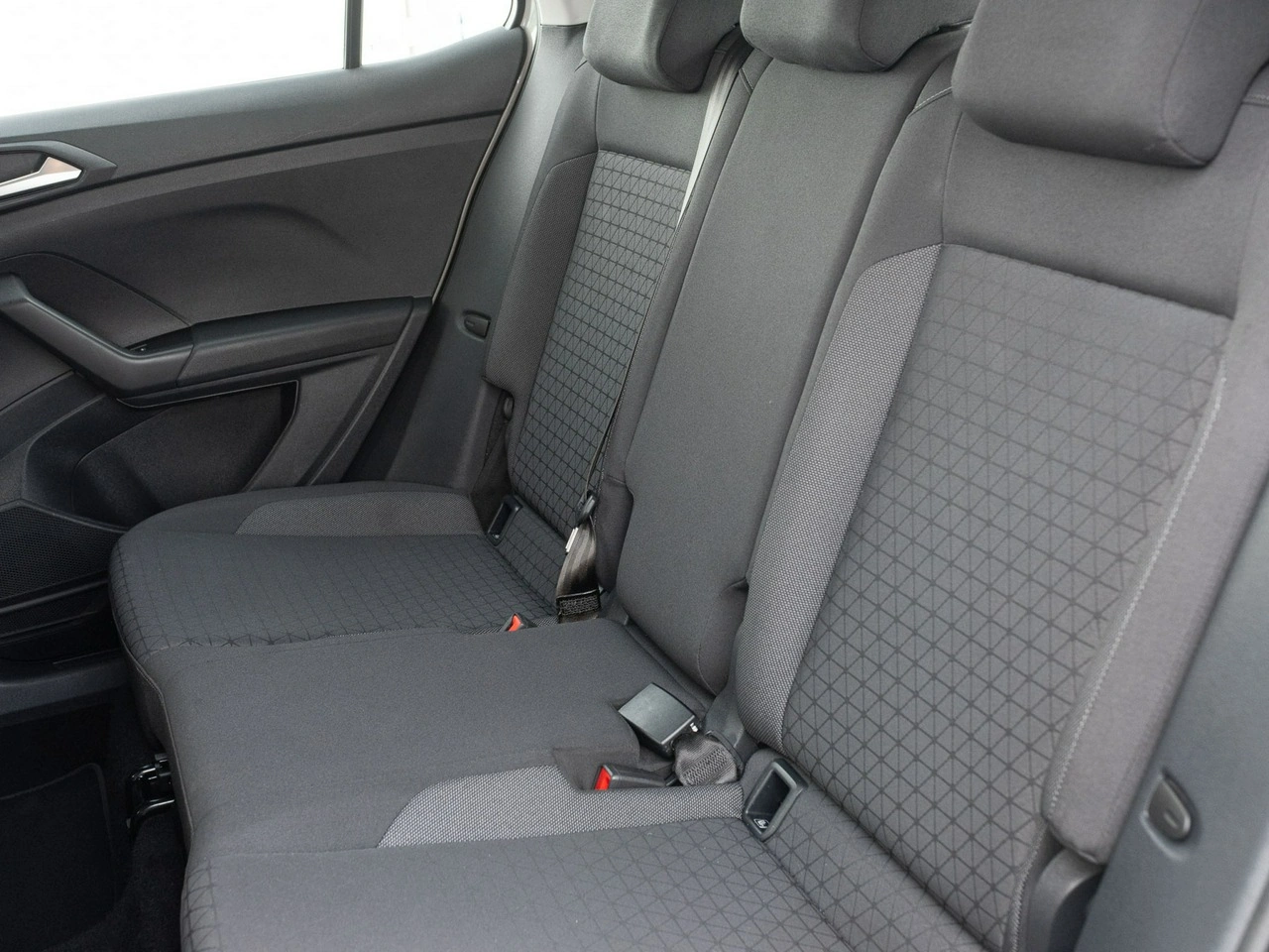 Volkswagen T-Cross - Zdjęcie 23
