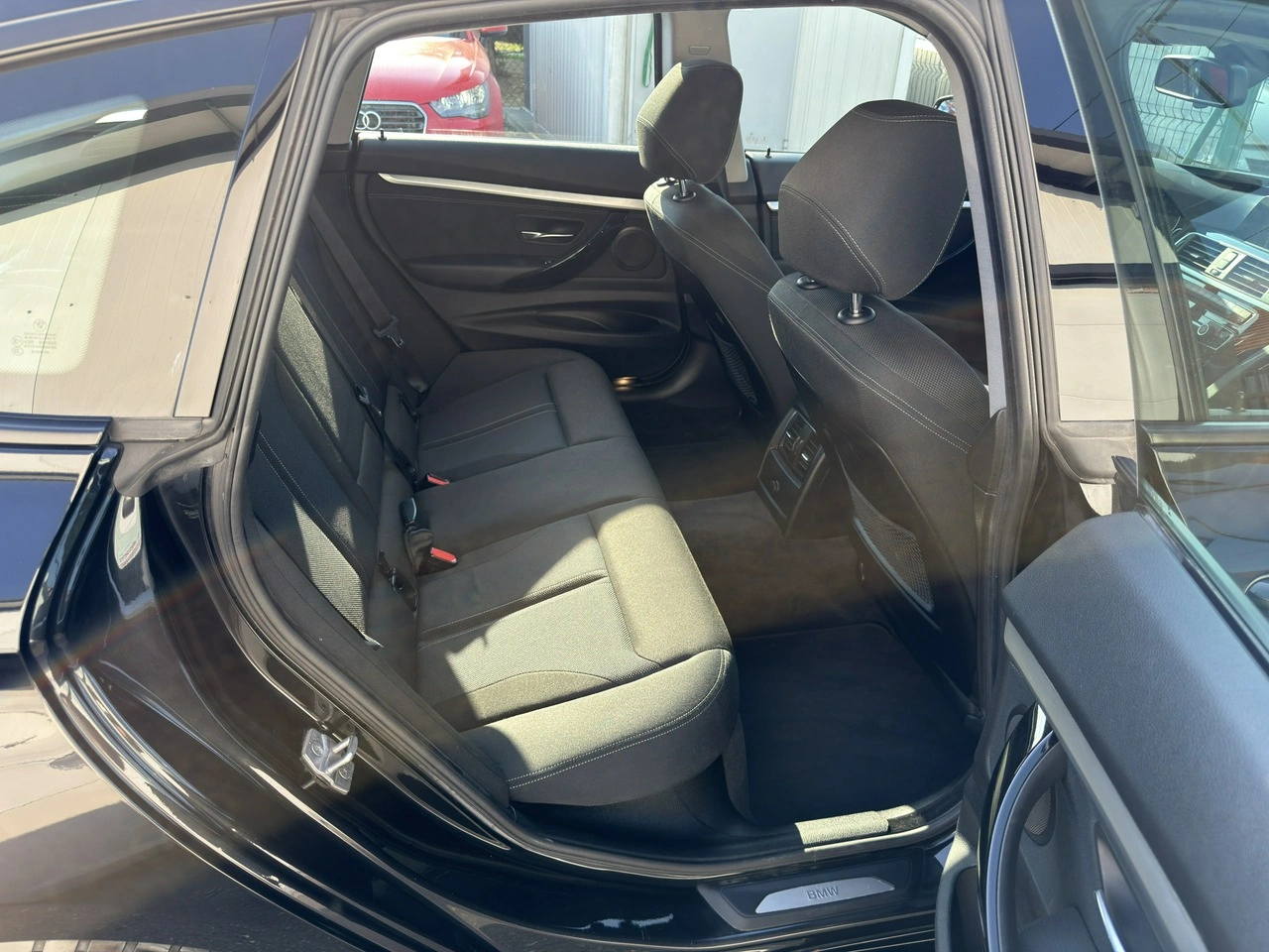 BMW 318 - Zdjęcie 9