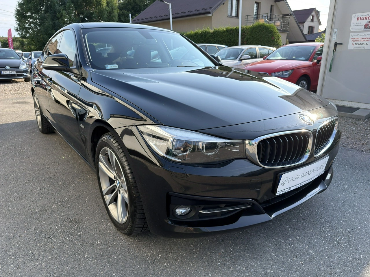 BMW 318 - Główne zdjęcie