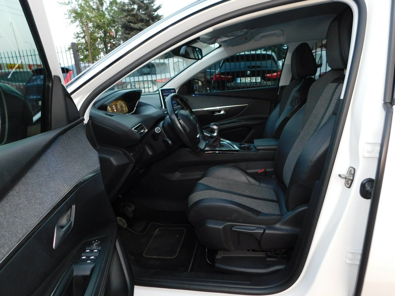Peugeot 3008 - Zdjęcie 9