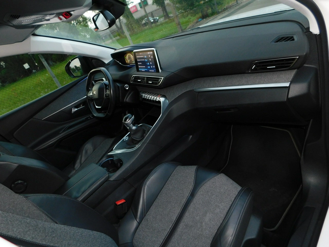 Peugeot 3008 - Zdjęcie 8