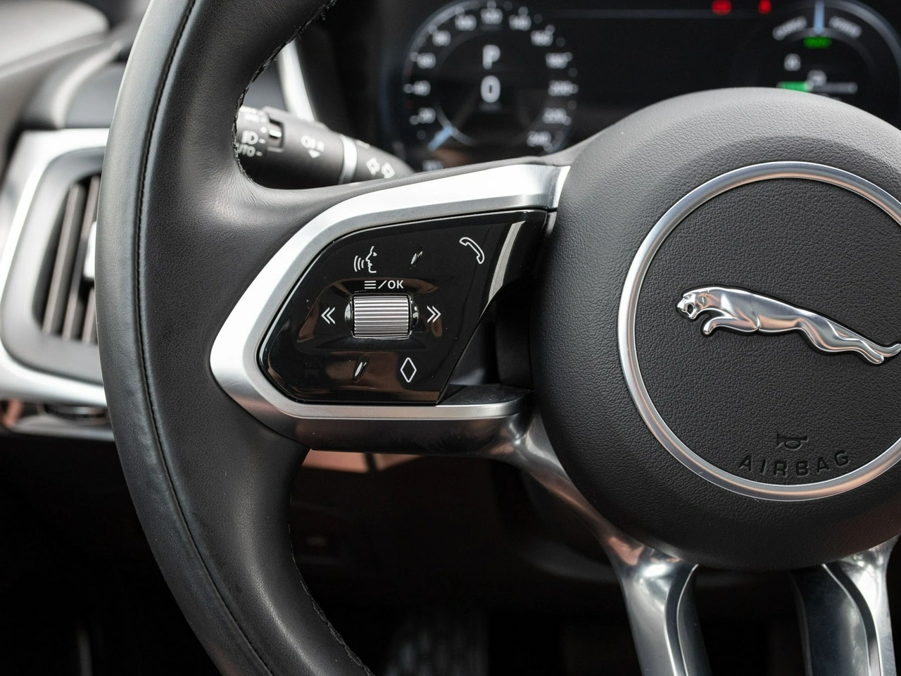 Jaguar I-Pace - Zdjęcie 12