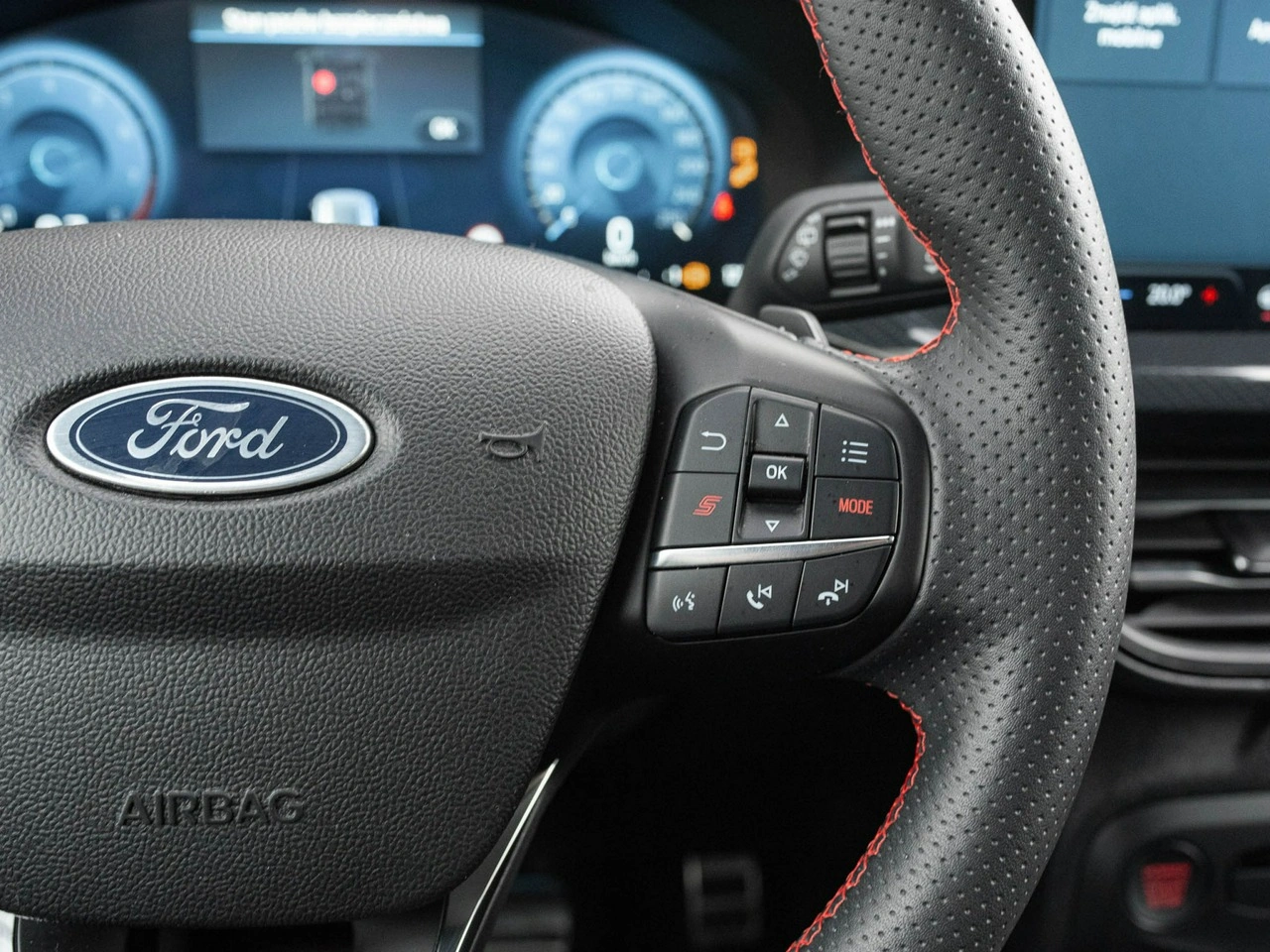 Ford Focus - Zdjęcie 13