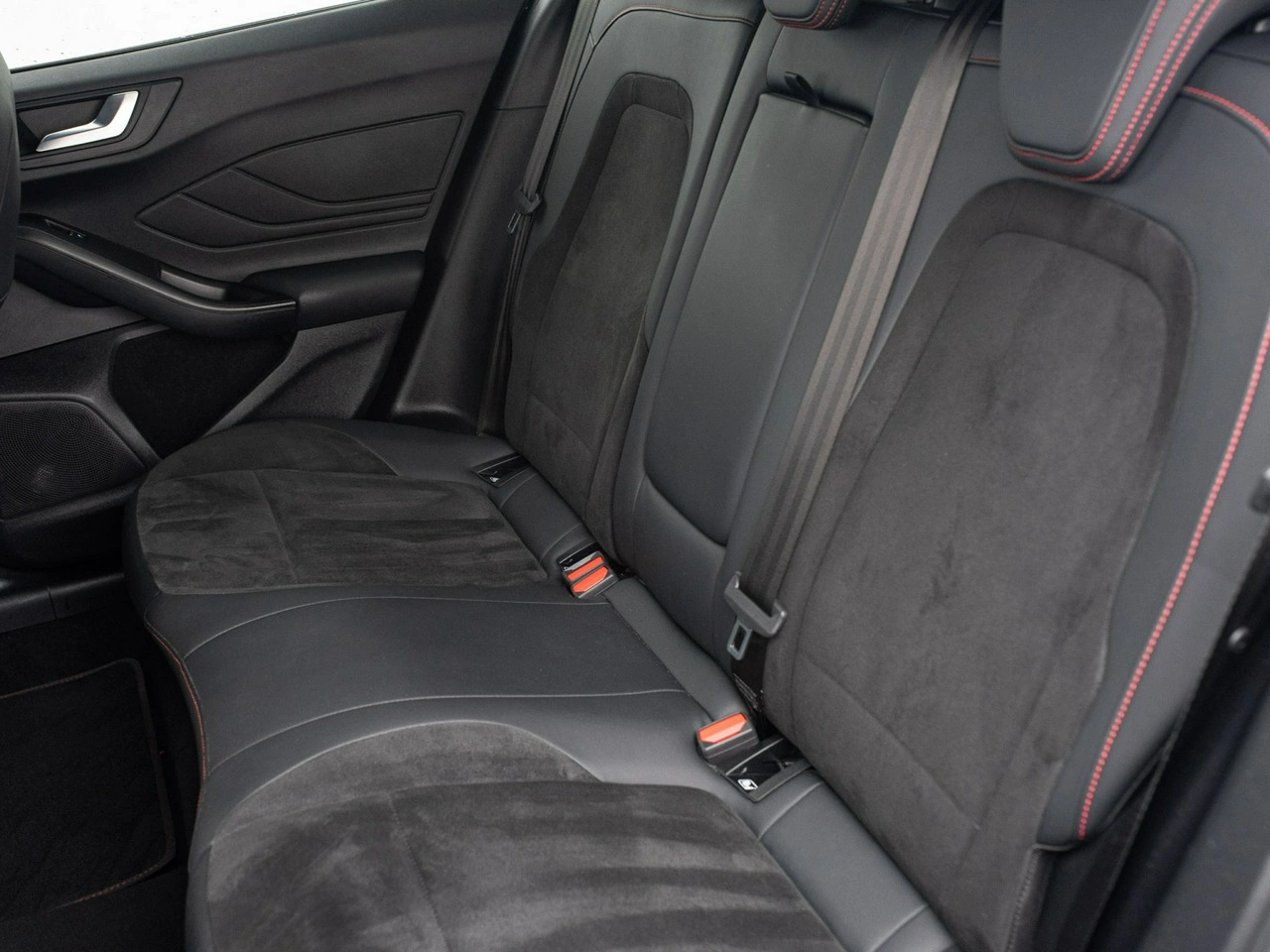 Ford Focus - Zdjęcie 23