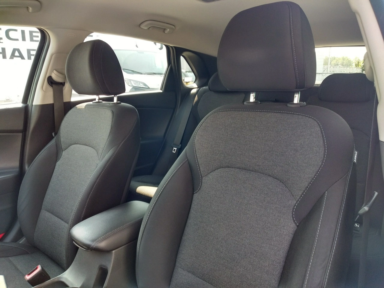 Hyundai i30 - Zdjęcie 19