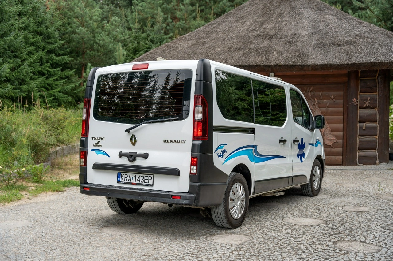 Renault Trafic - Zdjęcie 12