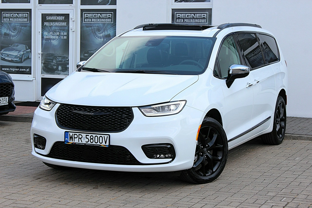 Chrysler Pacifica - Zdjęcie 2