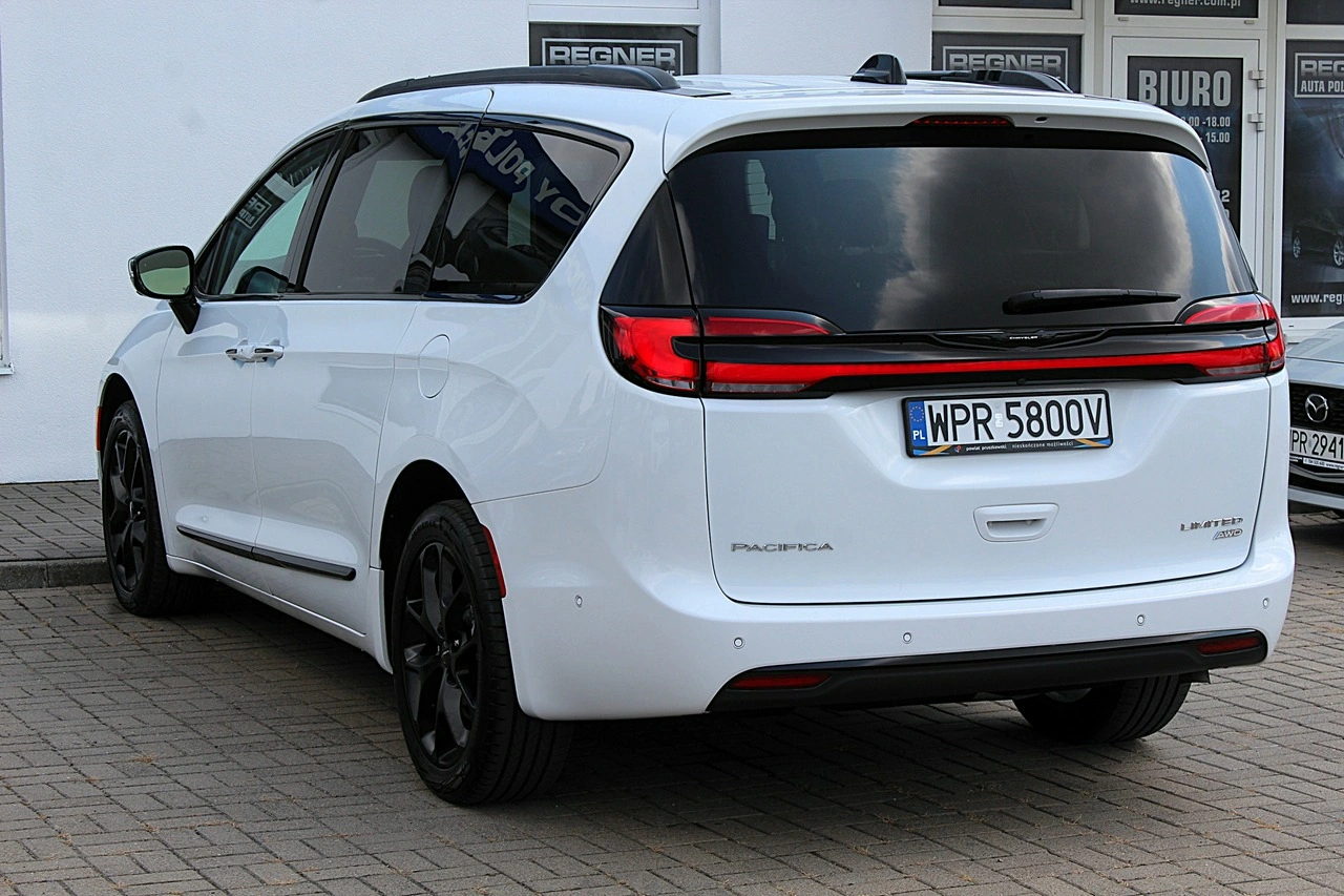 Chrysler Pacifica - Zdjęcie 3